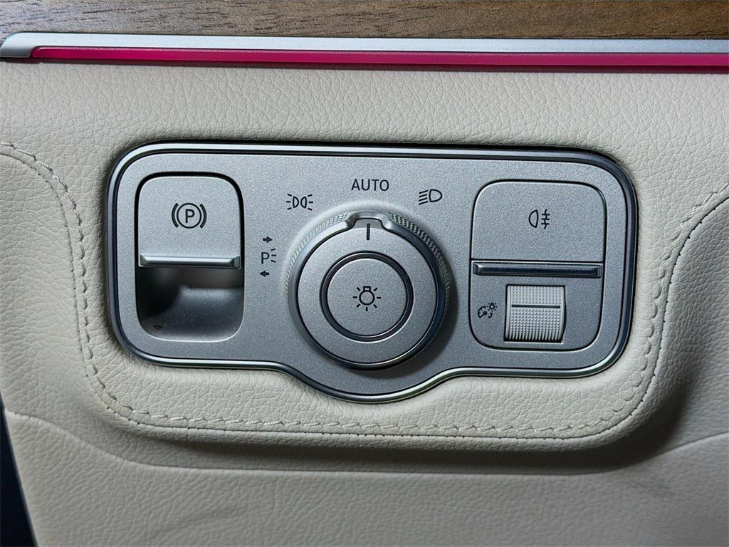 used 2023 Mercedes-Benz GLE 350 car, priced at $48,699