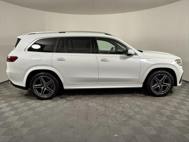 new 2025 Mercedes-Benz GLS 450 car, priced at $103,215