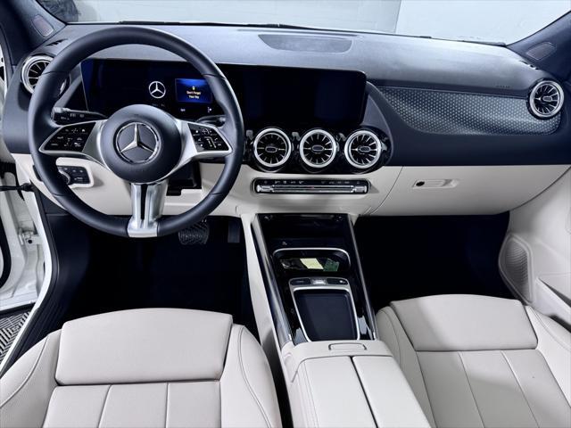 new 2025 Mercedes-Benz GLA 250 car, priced at $46,945