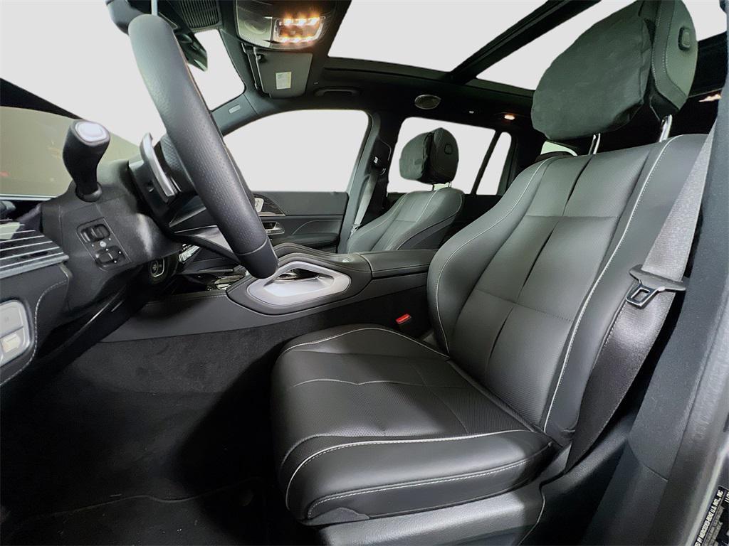 new 2025 Mercedes-Benz GLS 450 car, priced at $108,935