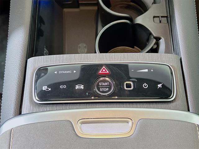 new 2025 Mercedes-Benz EQS 450 car, priced at $110,935