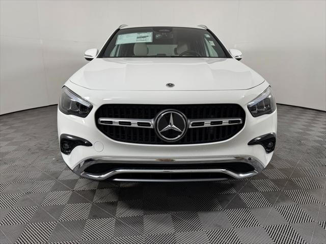 new 2025 Mercedes-Benz GLA 250 car, priced at $44,250