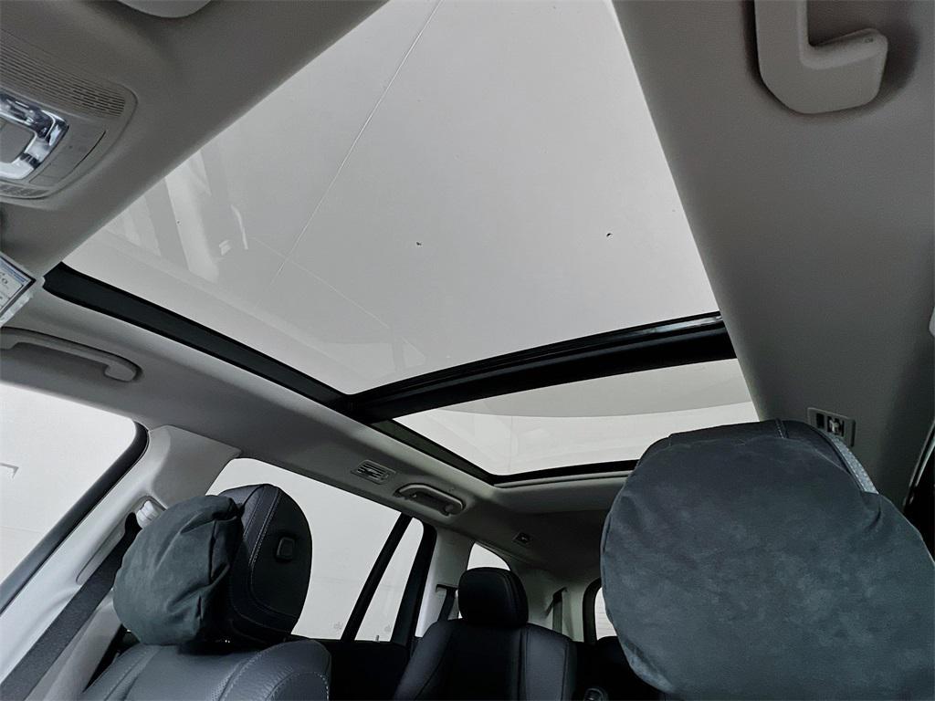 new 2025 Mercedes-Benz GLS 450 car, priced at $97,420