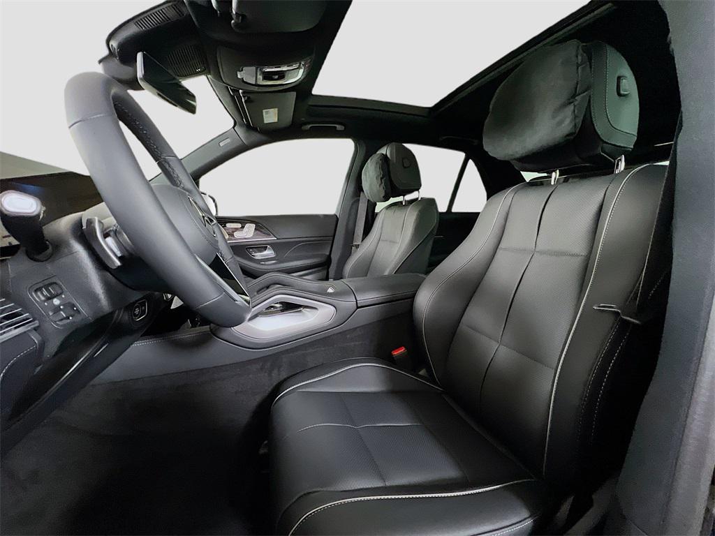 new 2026 Mercedes-Benz GLE 450 car, priced at $96,655