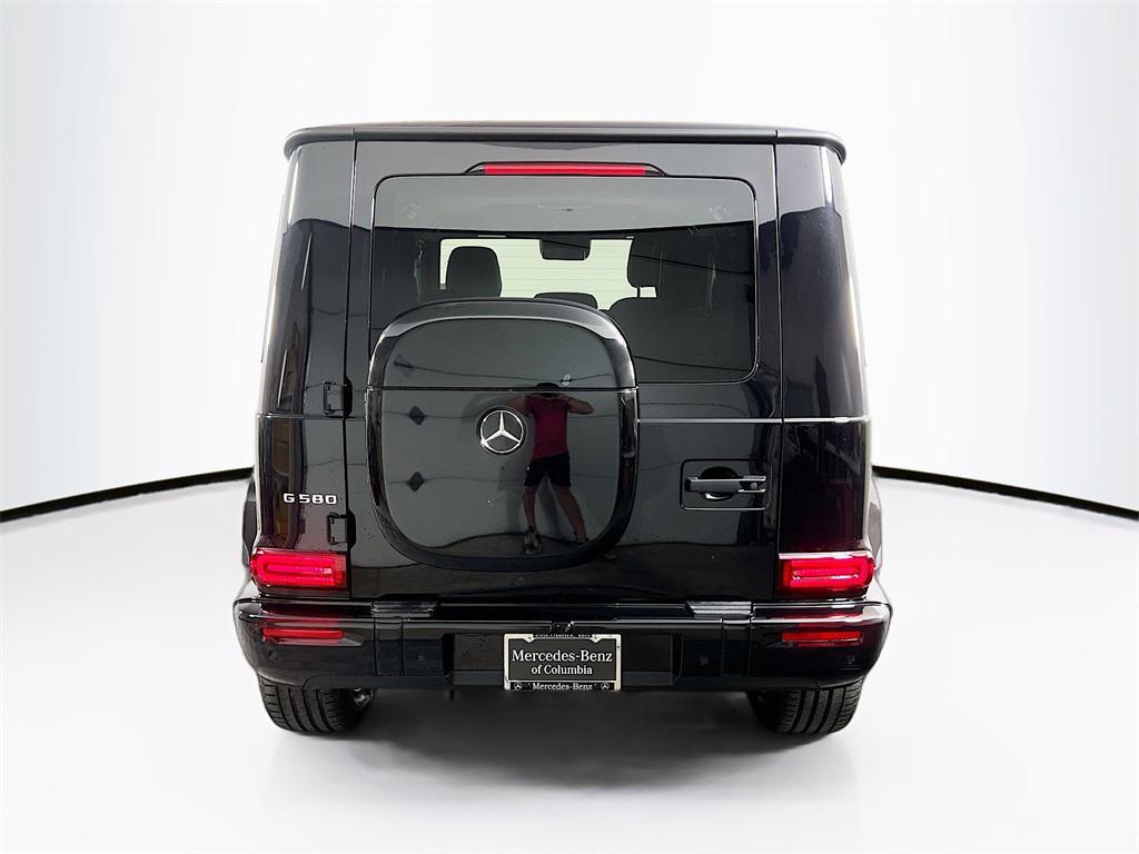 new 2025 Mercedes-Benz G-Class car, priced at $183,200
