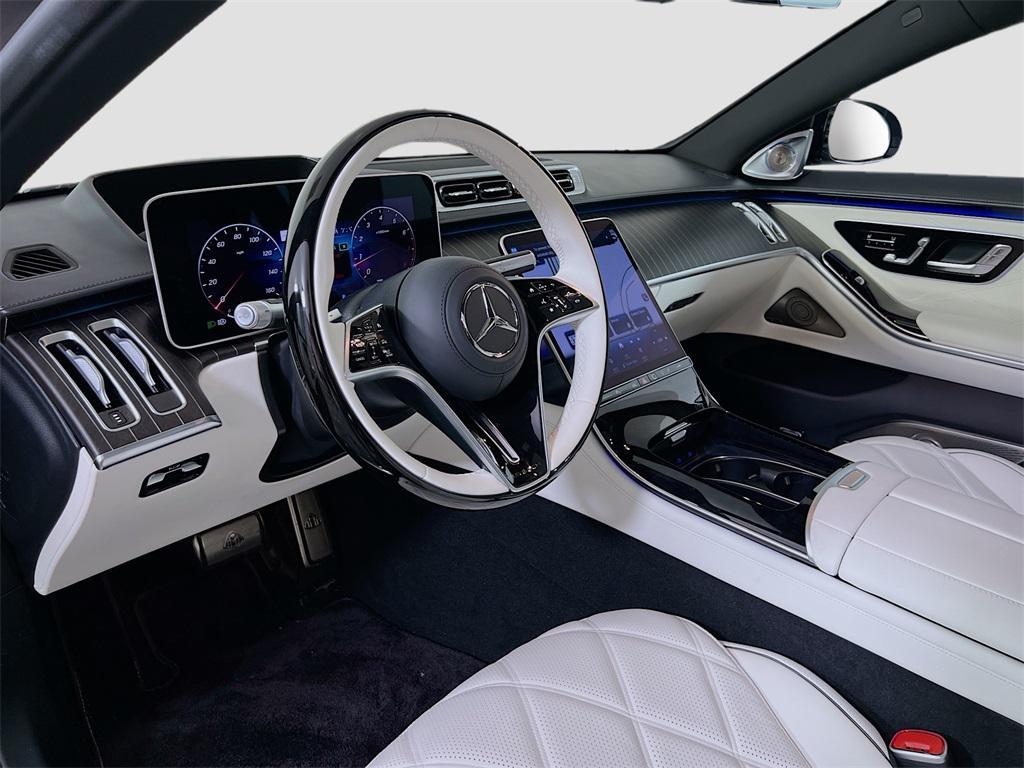 used 2024 Mercedes-Benz Maybach S 580 car, priced at $164,989