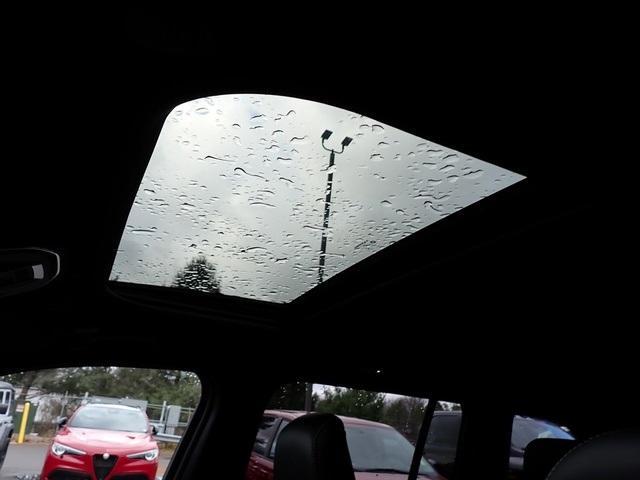 new 2025 Jeep Grand Cherokee car, priced at $42,097