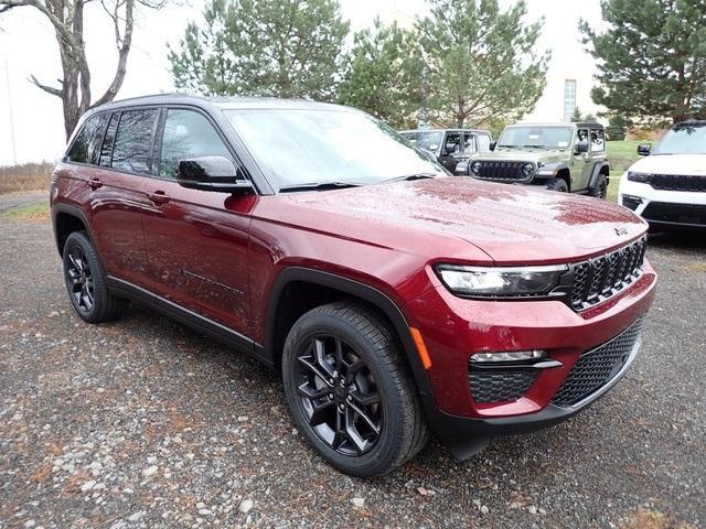 new 2025 Jeep Grand Cherokee car, priced at $46,873