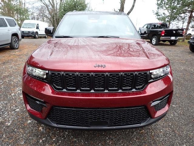 new 2025 Jeep Grand Cherokee car, priced at $46,873