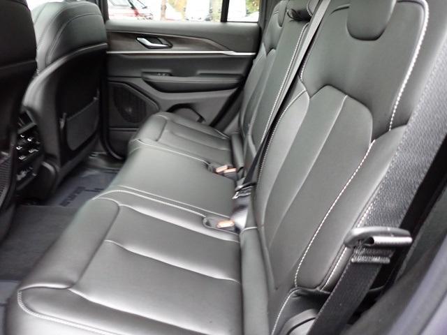 new 2025 Jeep Grand Cherokee car, priced at $46,873