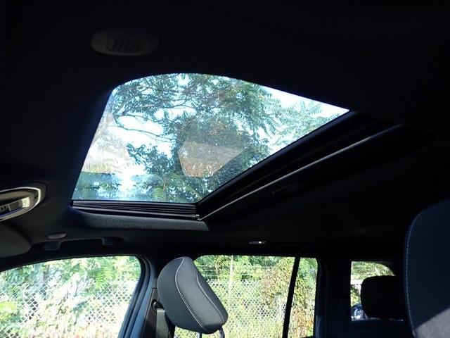 new 2025 Jeep Grand Cherokee car, priced at $37,001