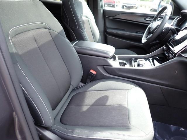 used 2024 Jeep Grand Cherokee car, priced at $27,691