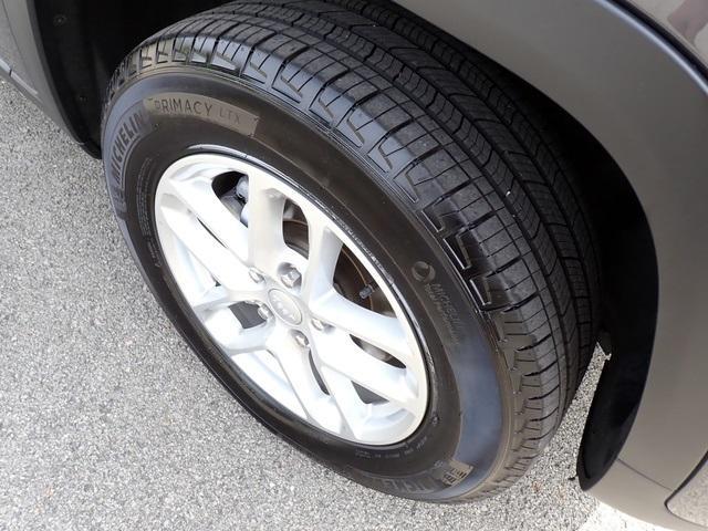 used 2024 Jeep Grand Cherokee car, priced at $27,691