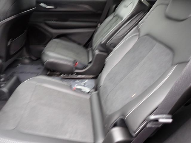 new 2025 Jeep Grand Cherokee L car, priced at $44,651