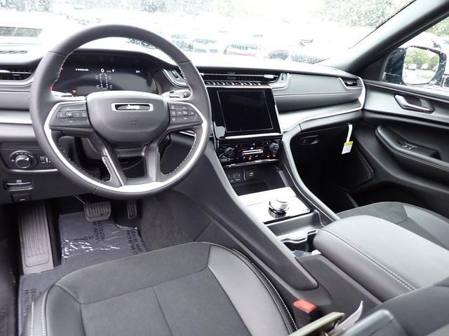 new 2025 Jeep Grand Cherokee L car, priced at $44,651