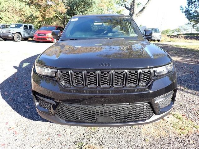 new 2025 Jeep Grand Cherokee car, priced at $42,941