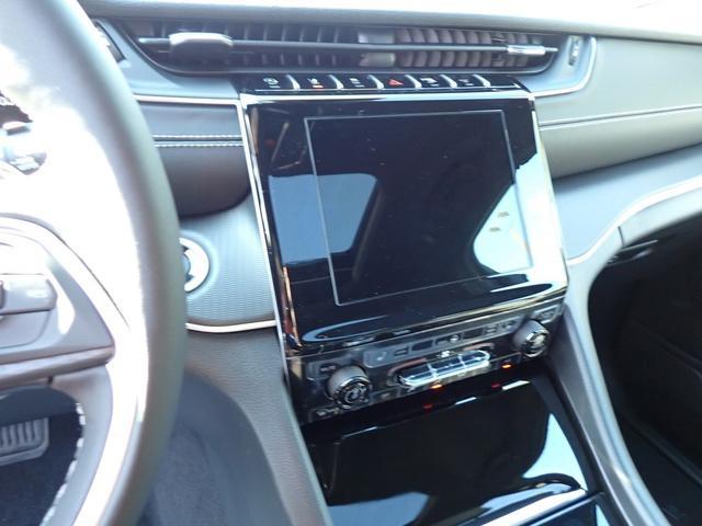 new 2025 Jeep Grand Cherokee L car, priced at $43,668