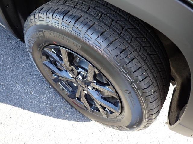 new 2025 Jeep Grand Cherokee L car, priced at $39,475