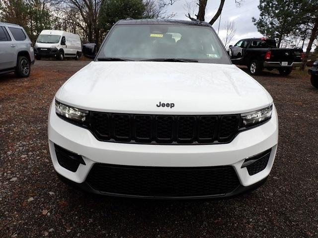 new 2025 Jeep Grand Cherokee car, priced at $46,781