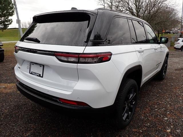 new 2025 Jeep Grand Cherokee car, priced at $46,781
