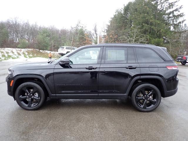 used 2023 Jeep Grand Cherokee car, priced at $31,987