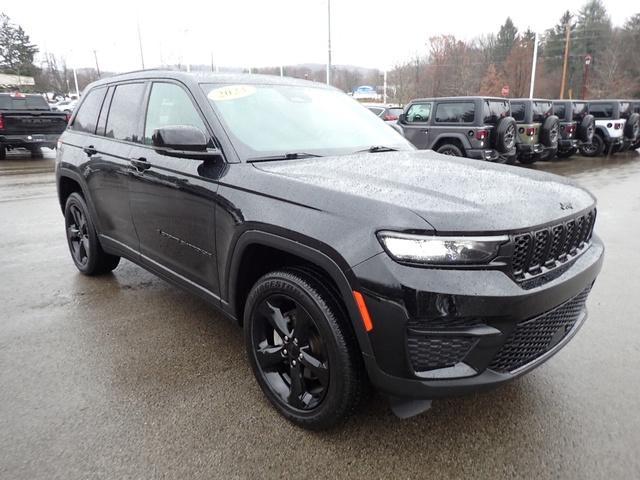 used 2023 Jeep Grand Cherokee car, priced at $31,987