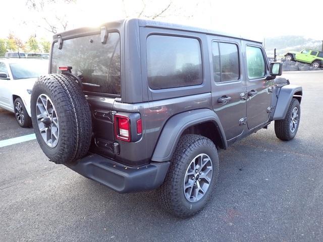new 2025 Jeep Wrangler car, priced at $42,621