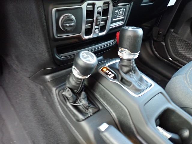 new 2025 Jeep Wrangler car, priced at $42,621