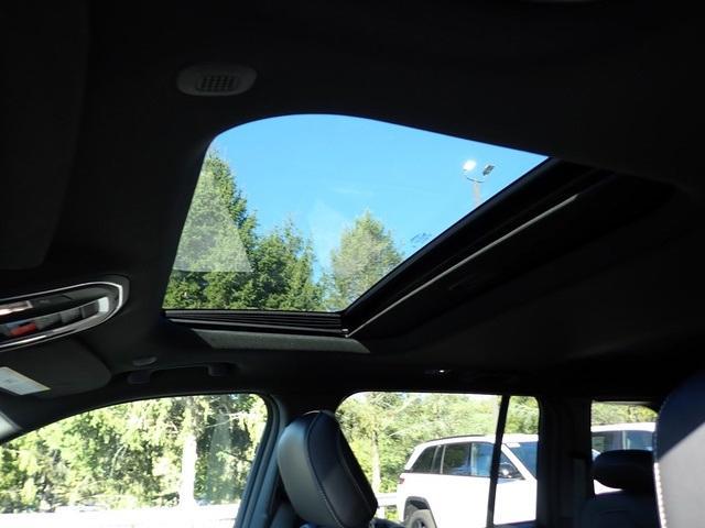 new 2025 Jeep Grand Cherokee car, priced at $43,837