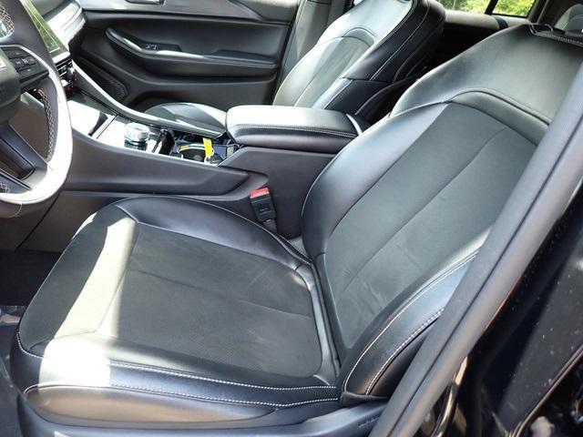 used 2023 Jeep Grand Cherokee car, priced at $28,998