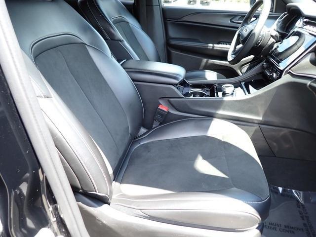 used 2023 Jeep Grand Cherokee car, priced at $28,998