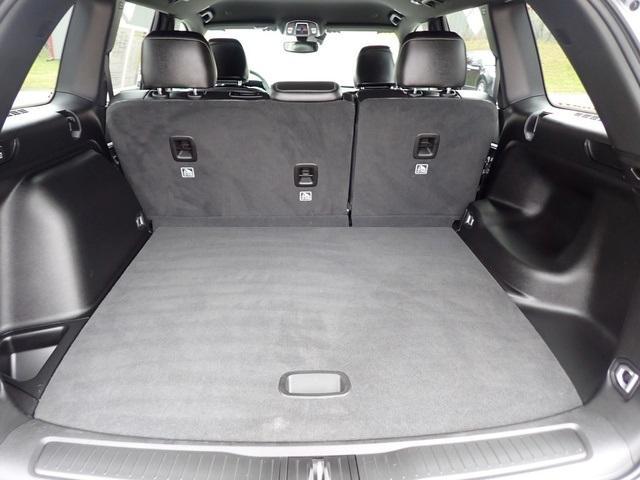 used 2024 Jeep Grand Cherokee car, priced at $36,870