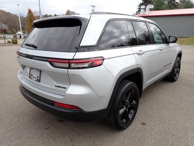 used 2024 Jeep Grand Cherokee car, priced at $36,870