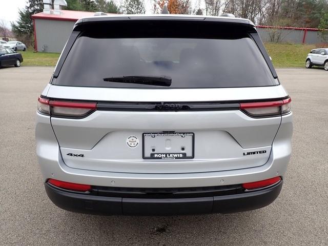 used 2024 Jeep Grand Cherokee car, priced at $36,870