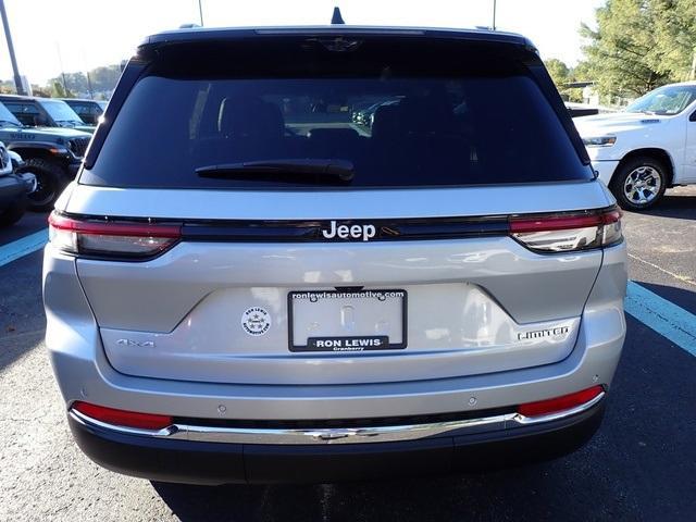 new 2025 Jeep Grand Cherokee car, priced at $48,879