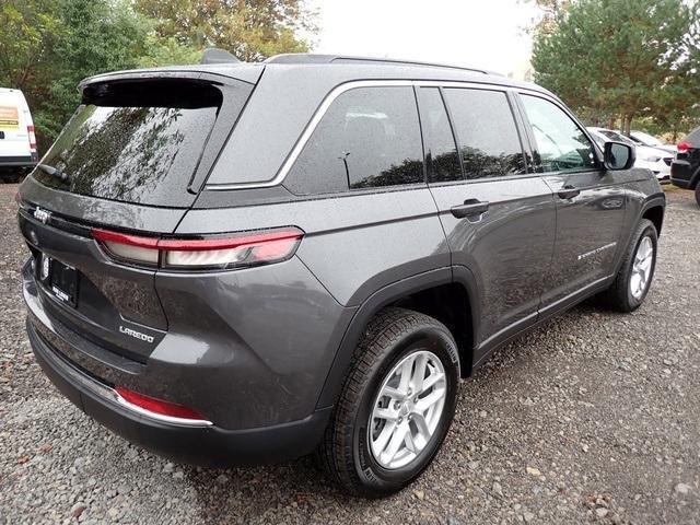 new 2025 Jeep Grand Cherokee car, priced at $38,601