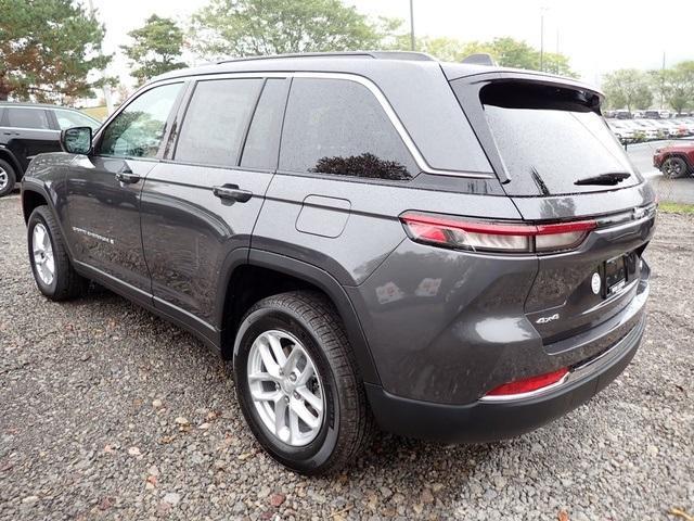 new 2025 Jeep Grand Cherokee car, priced at $38,601