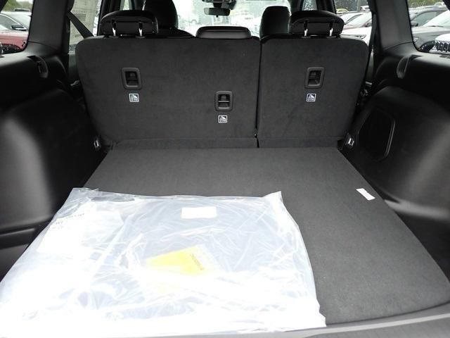 new 2025 Jeep Grand Cherokee car, priced at $45,671