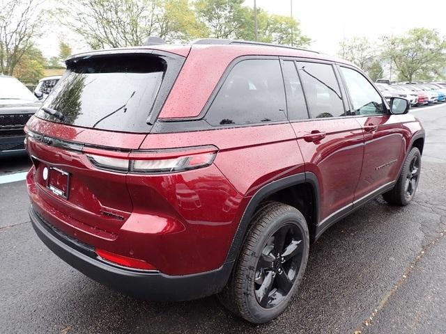 new 2025 Jeep Grand Cherokee car, priced at $45,671