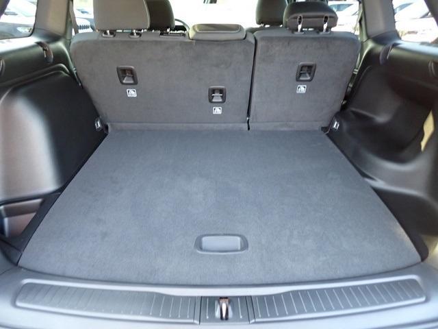 new 2025 Jeep Grand Cherokee car, priced at $37,001