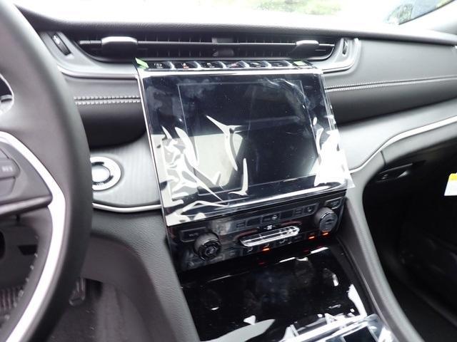 new 2025 Jeep Grand Cherokee L car, priced at $44,651