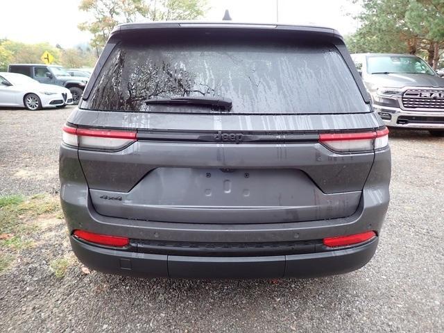 new 2025 Jeep Grand Cherokee car, priced at $42,941
