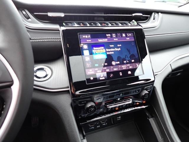 new 2025 Jeep Grand Cherokee car, priced at $42,941