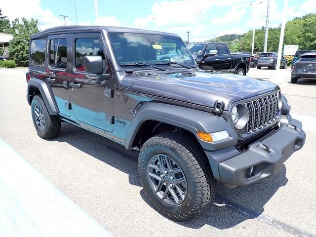new 2025 Jeep Wrangler car, priced at $40,706