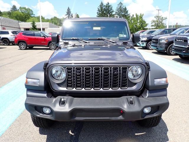 new 2025 Jeep Wrangler car, priced at $40,706