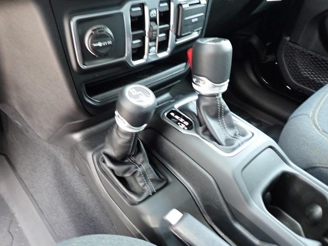 new 2025 Jeep Gladiator car, priced at $45,360