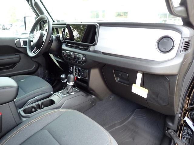 new 2025 Jeep Gladiator car, priced at $45,360