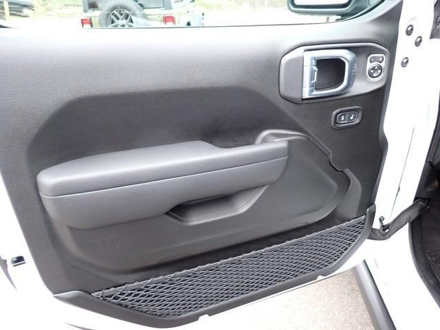 new 2026 Jeep Wrangler car, priced at $48,344