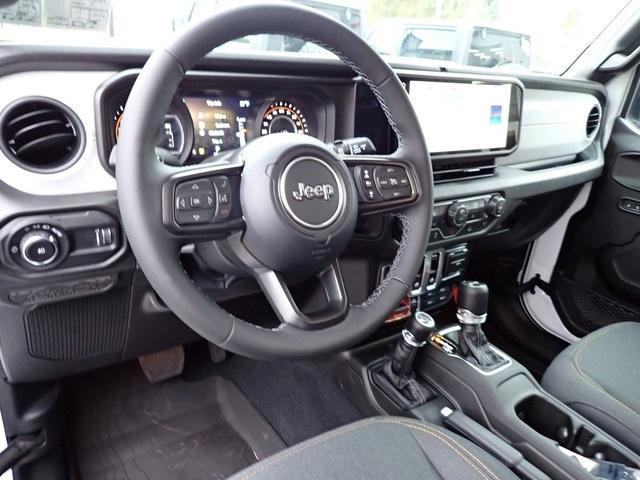 new 2026 Jeep Wrangler car, priced at $48,344