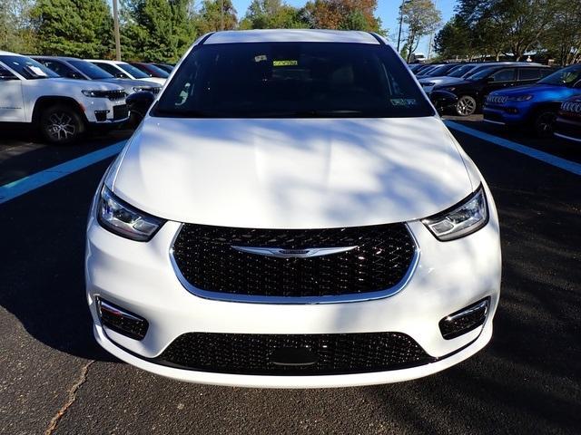 new 2026 Chrysler Pacifica car, priced at $45,452